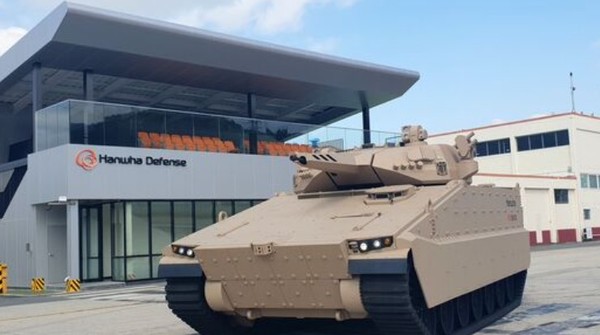 한화에어로스페이스의 전투보병장갑차 '레드백'.