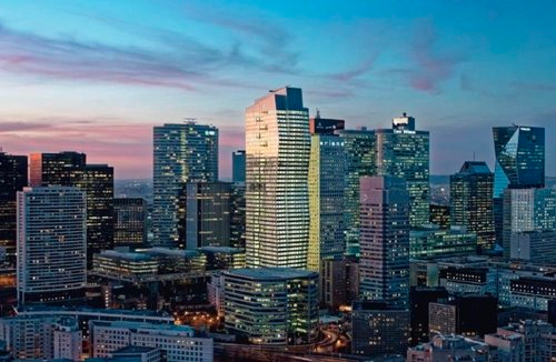 미래에셋증권이 투자한 파리 라데팡스지구 마중가타워 전경