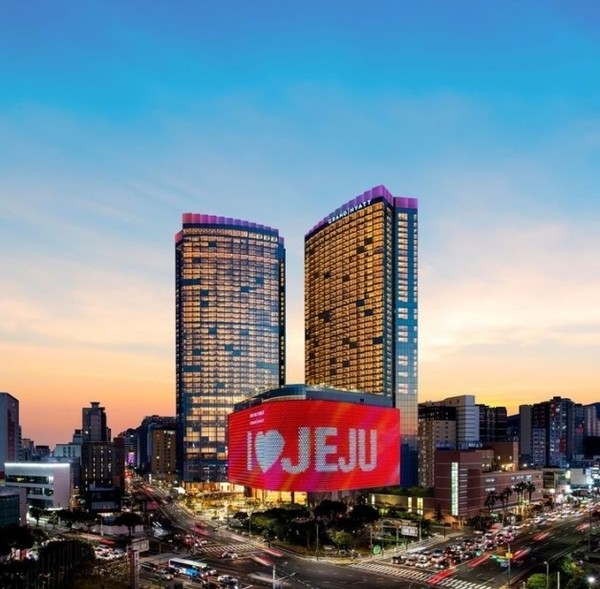 제주 드림타워 복합리조트.[사진=롯데관광개발]