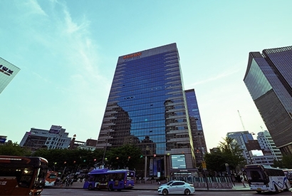 동화면세점이 사옥으로 쓰고있는 동화투자개발의 서울 광화문빌딩