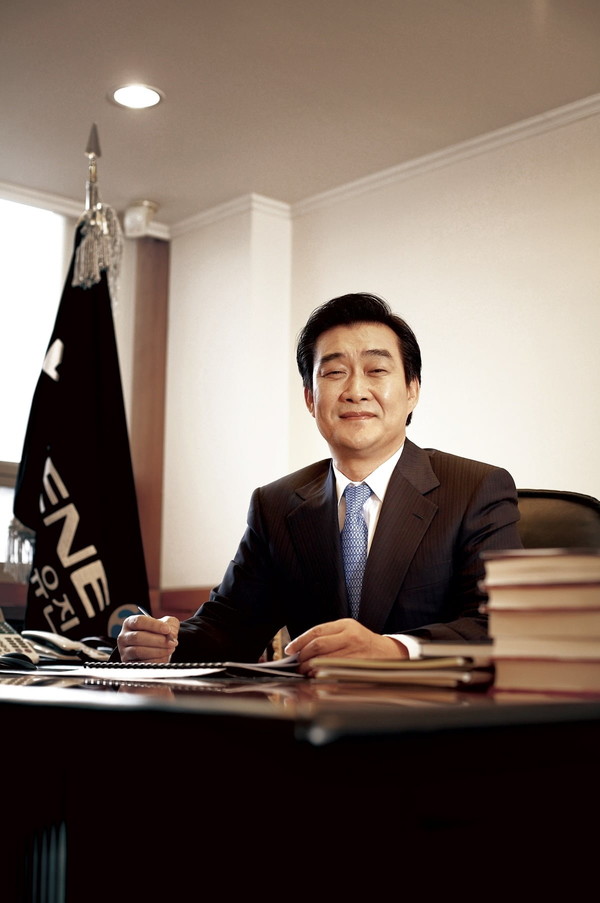 유진기업 최대주주인 유경선 유진그룹 회장