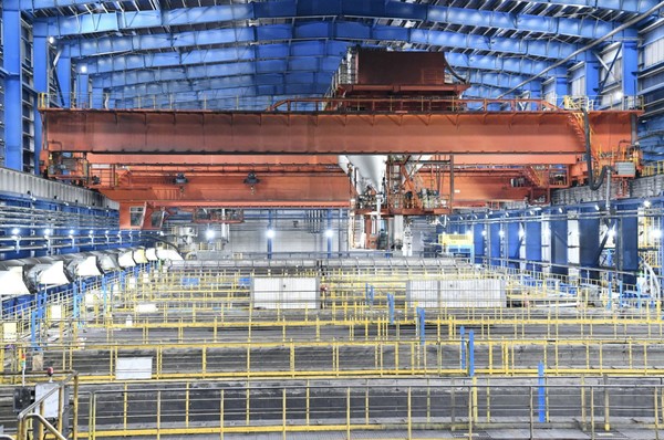 포스코퓨처엠 포항 인조흑연 음극재 공장 생산라인 모습.[사진=포스코퓨처엠 제공]