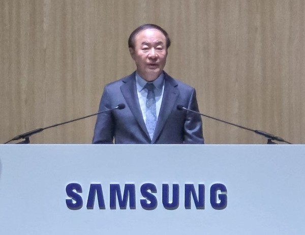 전영현 삼성전자 대표이사 부회장이 제57기 정기 주주총회에서 의장 인사말을 하고 있다.[사진=삼성전자 제공]